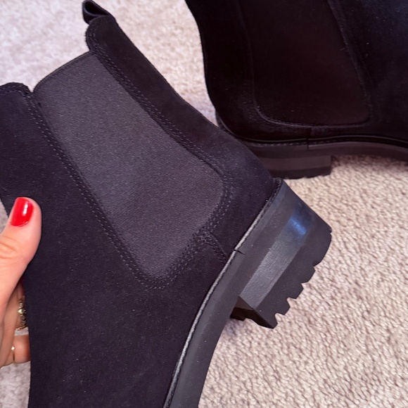 NWOT: La Canadienne CYE SUEDE BOOTIE, blk, size 9 - Picture 9 of 10